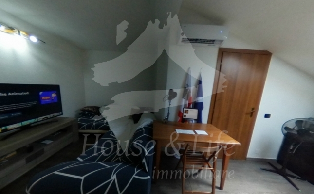 altro_2_4a5c22 altro_2_4a5c22