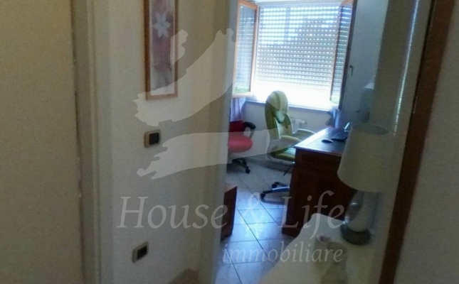 corridoio_4_eeb07c corridoio_4_eeb07c