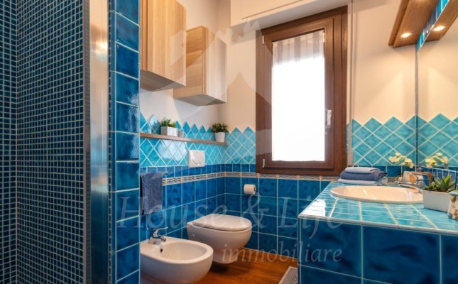 32 Bagno 32 Bagno