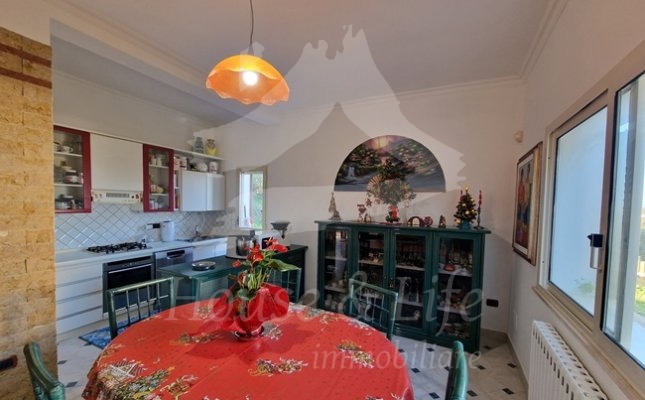 12 Sala da pranzo 12 Sala da pranzo