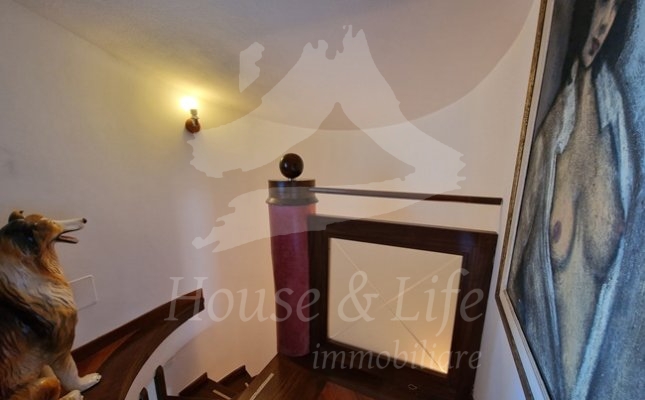 30 Scale interne 30 Scale interne