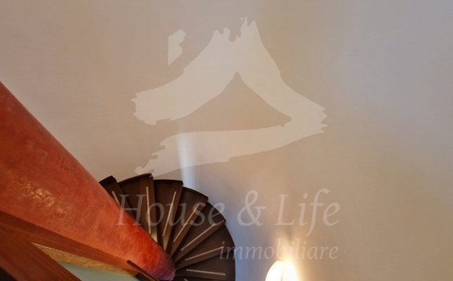 32 Scale interne 32 Scale interne