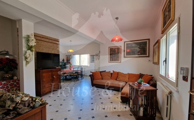 8 Soggiorno 8 Soggiorno