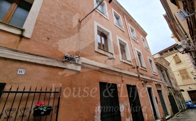 57 Esterni 57 Esterni