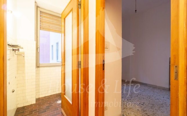 19 Doppio servizio-Lavanderia 19 Doppio servizio-Lavanderia