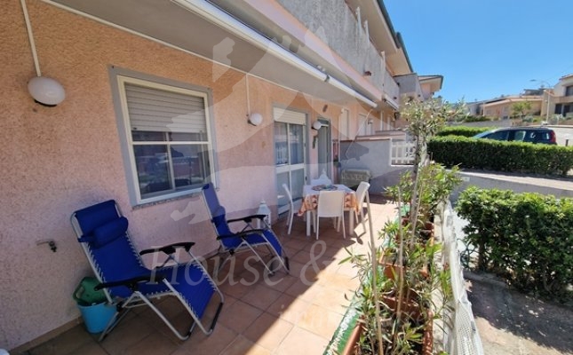 4 Veranda esterna 4 Veranda esterna