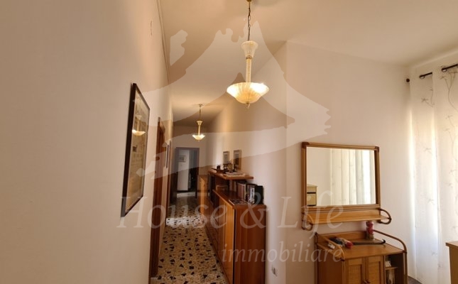 44 Disimpegno 44 Disimpegno