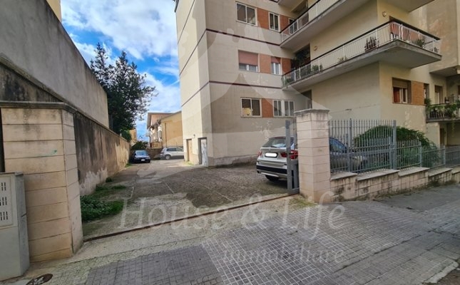 51 Esterno 51 Esterno