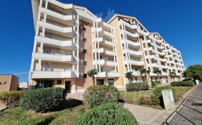 42 Esterno 42 Esterno