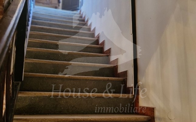 20 Scale interne 20 Scale interne