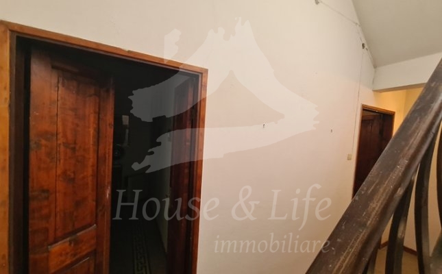 25 Disimpegno 25 Disimpegno