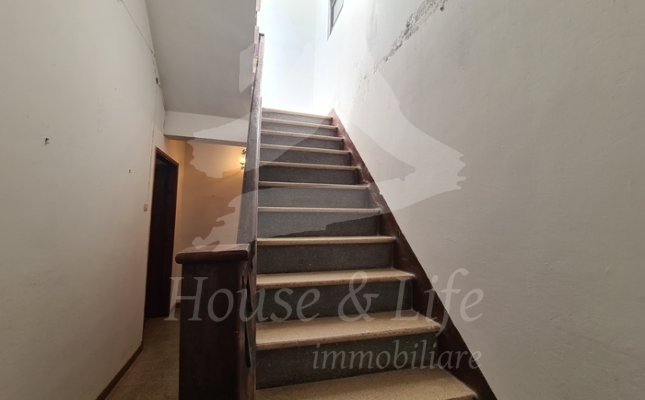 33 Scale interne 33 Scale interne